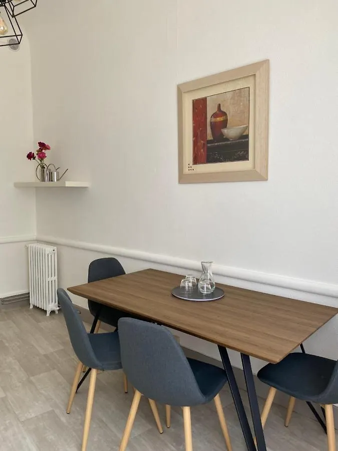 Appartement Place Des Promenades Roanne Apartment