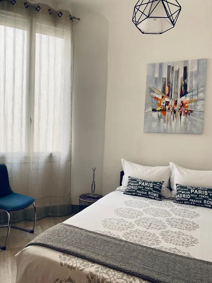 Apartment Appartement Place Des Promenades Roanne